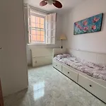 Reola *